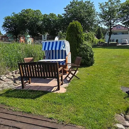 Apartment 2 Raumwohnung Mit Sonniger Terrasse Und Seeblick